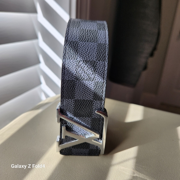 Louis Vuitton Damier Cobalt Canvas 40mm LV Initiales Belt 48/120 - Picture 4 of 5